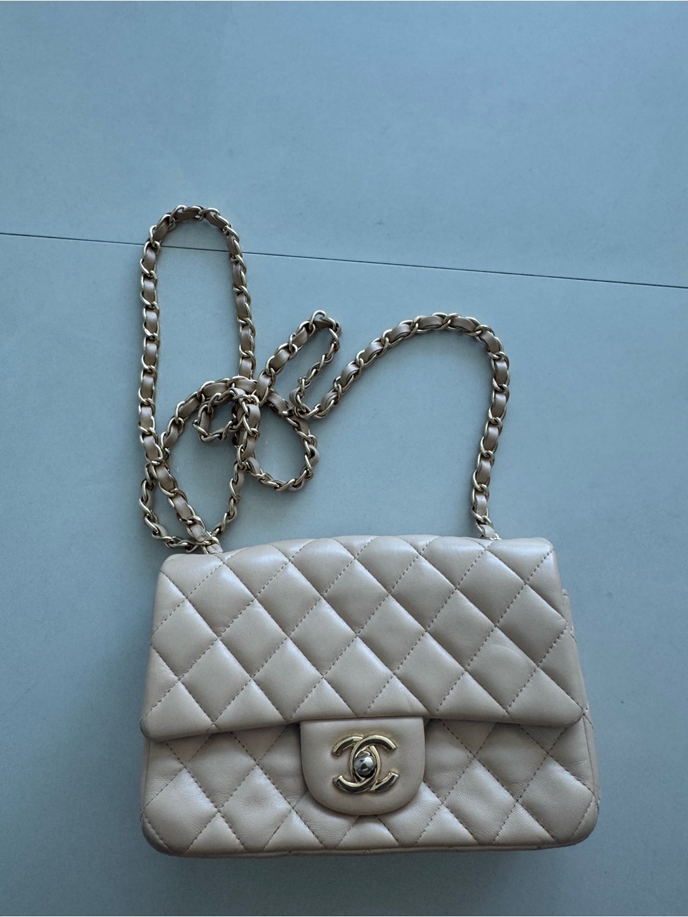 CHANEL Beige Quilted Leather Shoulder Bag with Gold Chain